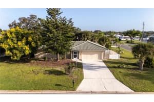 225 Chardin Dr, NOKOMIS