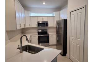 8117 SHORE LAKE DRIVE, ENGLEWOOD, FL 34224 - MLS#MFRD6143810