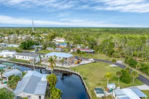 4203 HOLLIS AVENUE, PORT CHARLOTTE, FL 33953 - MLS#MFRD6143815