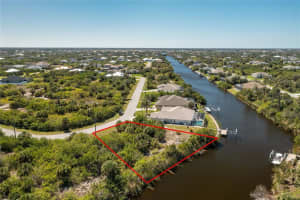 14219 FRUITPORT CIRCLE, PORT CHARLOTTE, FL 33981 - MLS#MFRD6143816
