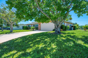 526 OXFORD DRIVE, VENICE, FL 34293 - MLS#MFRD6143834