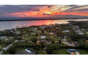 1070 BAYSHORE DRIVE, ENGLEWOOD, FL 34223 - MLS#MFRD6143860