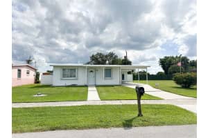 8265 SHUMOCK AVENUE, NORTH PORT, FL 34287 - MLS#MFRD6143886