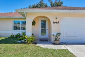 1015 GASPARILLA BOULEVARD, ENGLEWOOD, FL 34223 - MLS#MFRD6143929