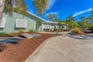 1080 BAYSHORE DRIVE, ENGLEWOOD, FL 34223 Sold 11/17/25