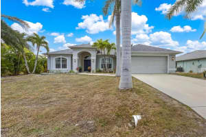 9276 MIAMI CIRCLE, PORT CHARLOTTE, FL 33981 - MLS#MFRD6144036