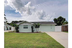 425 YALE STREET, ENGLEWOOD, FL 34223 - MLS#MFRD6144141
