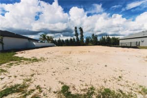 31 8TH TERRACE, CAPE CORAL, FL 33909 - MLS#MFRD6144182