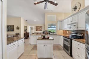 246 ROTONDA CIRCLE, ROTONDA WEST, FL 33947 Sold 12/18/25
