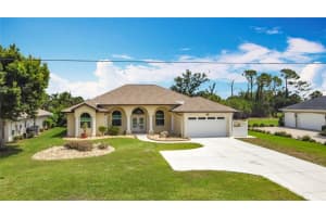 613 Boundary Blvd, ROTONDA WEST