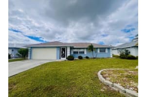 125 Sportsman Rd, ROTONDA WEST