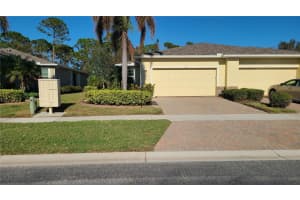 13524 Abercrombie Dr, ENGLEWOOD