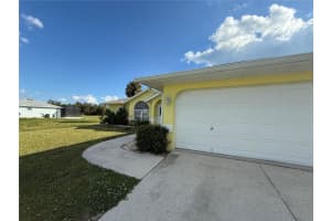 71 Mark Twain Ln, ROTONDA WEST