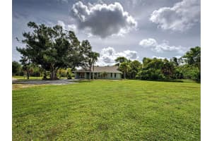 425 MORRISON AVENUE, ENGLEWOOD, FL 34223 - MLS#MFRD6144406