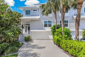 820 S Harbor Dr, BOCA GRANDE