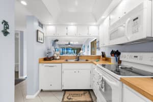 1551 BEACH ROAD, ENGLEWOOD, FL 34223 - MLS#MFRD6144584