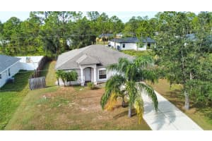 3317 Schuster St, NORTH PORT