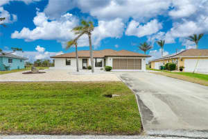 20 BUNKER WAY, ROTONDA WEST, FL 33947 Sold 04/24/26