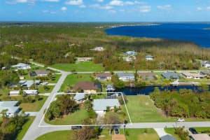 5105 ACKLEY TERRACE, PORT CHARLOTTE, FL 33981 - MLS#MFRD6144872