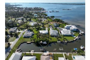 830 Park Rd, ENGLEWOOD