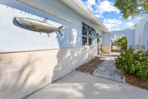 830 PARK ROAD, ENGLEWOOD, FL 34223 - MLS#MFRD6144879