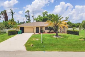 948 ANDREWS AVENUE, PORT CHARLOTTE, FL 33948 - MLS#MFRD6144886