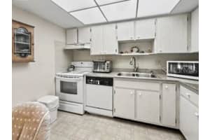 12 QUAILS RUN BOULEVARD, ENGLEWOOD, FL 34223 - MLS#MFRD6144910