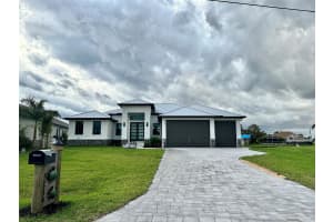 9364 MIAMI, PORT CHARLOTTE, FL 33981 - MLS#MFRD6144914