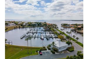 4781 HARBOR POINT COURT, PORT CHARLOTTE, FL 33952 - MLS#MFRD6144939