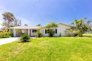 1725 Blue Bird Ln, ENGLEWOOD