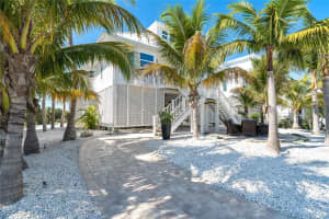 7370 PALM ISLAND DRIVE, PLACIDA, FL 33946 - MLS#MFRD6144983