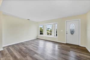 122 41ST TERRACE, CAPE CORAL, FL 33904 - MLS#MFRD6145002