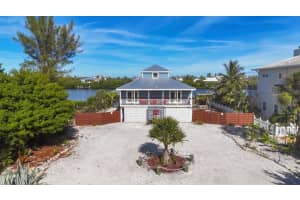 440 Bocilla Dr, PLACIDA 440 Bocilla Dr, PLACIDA