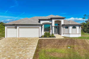 27 TEE VIEW ROAD, ROTONDA WEST, FL 33947 - MLS#MFRD6145142