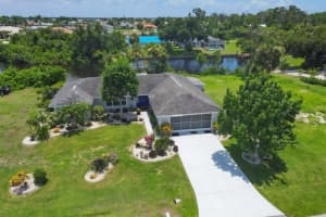 2516 DIXON TERRACE, PORT CHARLOTTE, FL 33981 - MLS#MFRD6145205