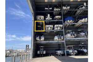 100 Circuit Rd #s101, NOKOMIS