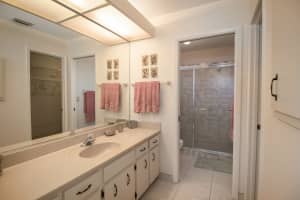 331 OAKWOOD CIRCLE, ENGLEWOOD, FL 34223 - MLS#MFRD6145356