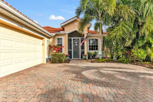 11994 GRANITE WOODS LOOP, VENICE, FL 34292 - MLS#MFRD6145369
