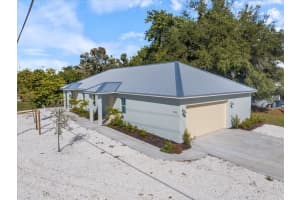 3525 MCINTOSH ROAD, SARASOTA, FL 34232 - MLS#MFRD6145553