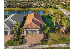 13700 VADINI STREET, VENICE, FL 34293 - MLS#MFRD6145578