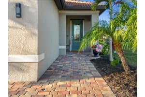 13700 VADINI STREET, VENICE, FL 34293 - MLS#MFRD6145578