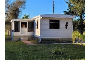 1300 SEAHORSE LANE, ENGLEWOOD, FL 34224 - MLS#MFRD6145614