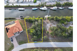 10481 REDONDO STREET, PORT CHARLOTTE, FL 33981 - MLS#MFRD6145617