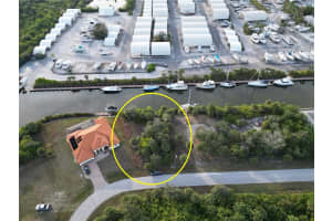 10481 REDONDO STREET, PORT CHARLOTTE, FL 33981 - MLS#MFRD6145617