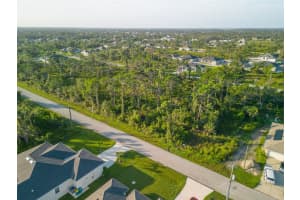 13375 YAGER LANE, PORT CHARLOTTE, FL 33981 - MLS#MFRD6145686