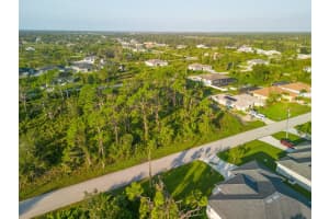 13375 YAGER LANE, PORT CHARLOTTE, FL 33981 - MLS#MFRD6145686