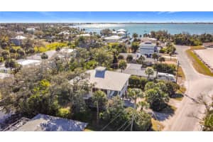 211 WINSON AVENUE, ENGLEWOOD, FL 34223 - MLS#MFRD6145738