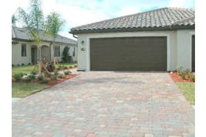 20249 Tesoro Dr, VENICE