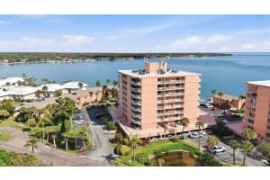 7430 SUNSHINE SKYWAY LANE, ST PETERSBURG, FL 33711 - MLS#MFRD6145826