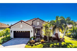 26786 Weiskopf Dr, ENGLEWOOD